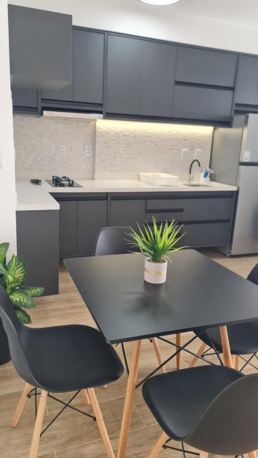 Totalmente renovado Porto da Barra - B&B Salvador