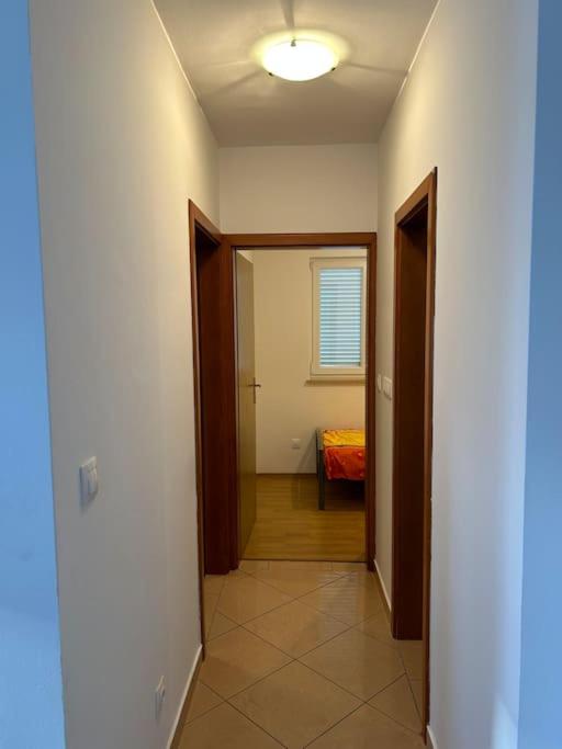 Apartment mit 2 Schlafzimmern und Balkon