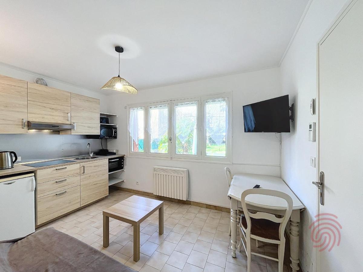 Charmant T2 avec terrasse Sud, parking, WiFi, animaux acceptés - proche thermes et centre Lamalou - FR-1-451-192 - Chambres d'hôtes Lamalou-les-Bains