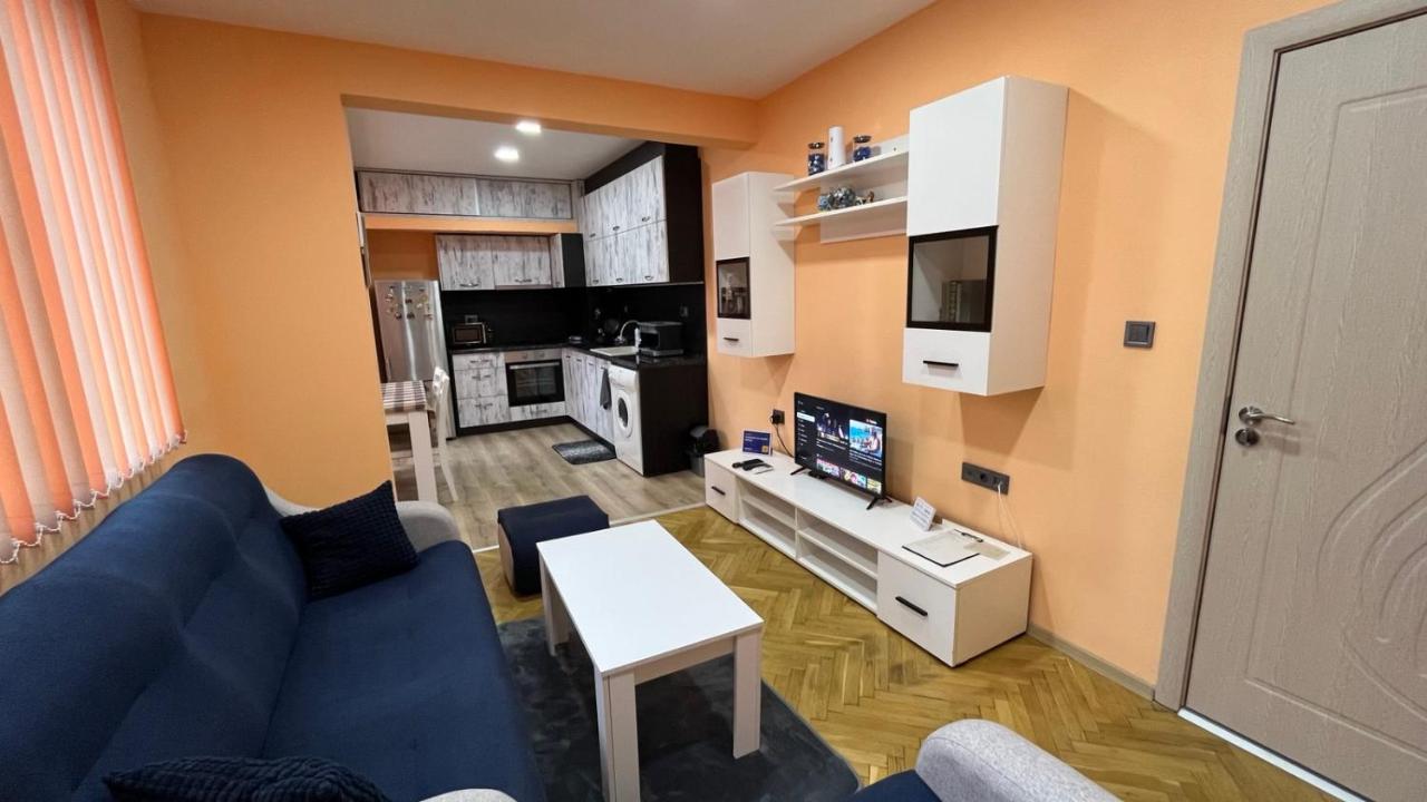 B&B Stara Zagora - Апартамент за нощувка, център! - Bed and Breakfast Stara Zagora