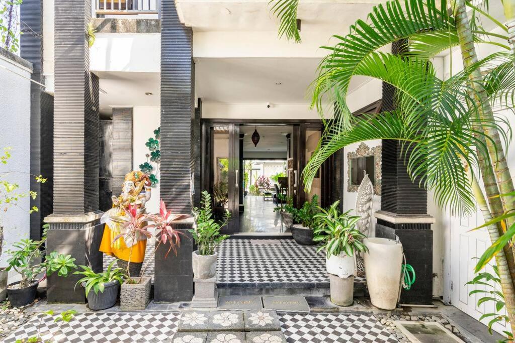 Villa Lingkar 89A - Chambres d’hôtes Canggu