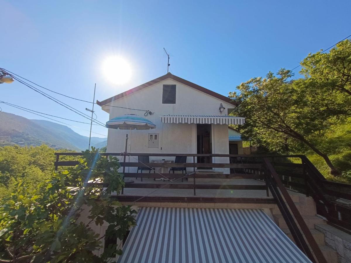 Apartman Ena - Bed and Breakfast
