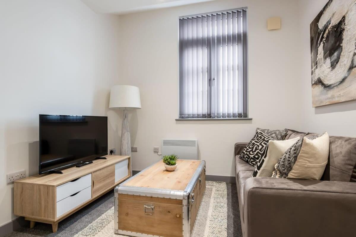 B&B Doncaster - 1 Bedroom Budget Apartment in Central Doncaster - Bed and Breakfast Doncaster