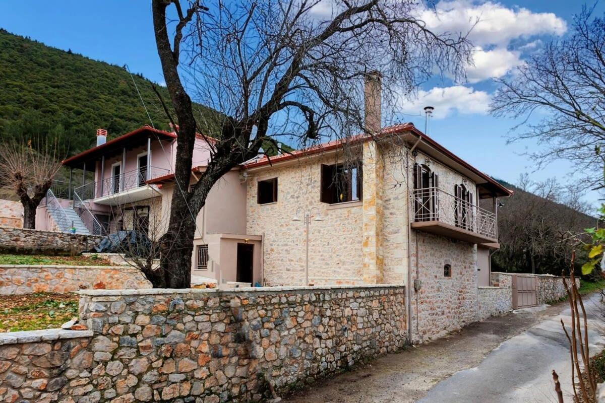 Arcadia Getaway - Levidi Sani 11 Suite - B&B Levídion