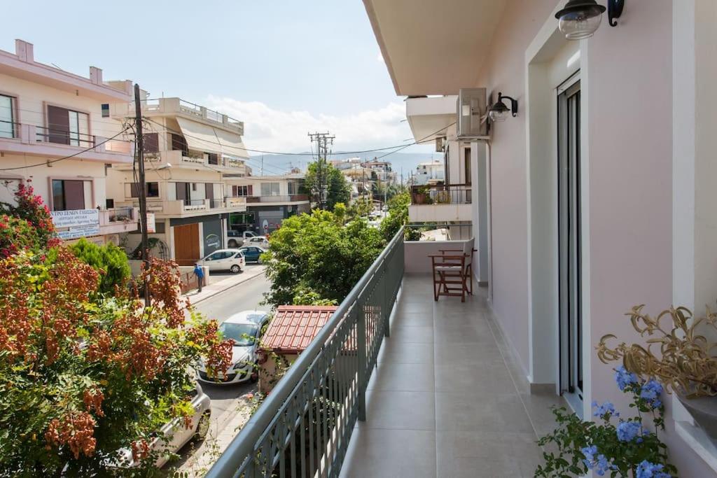 House of joy close to Chania center - B&B La Canea