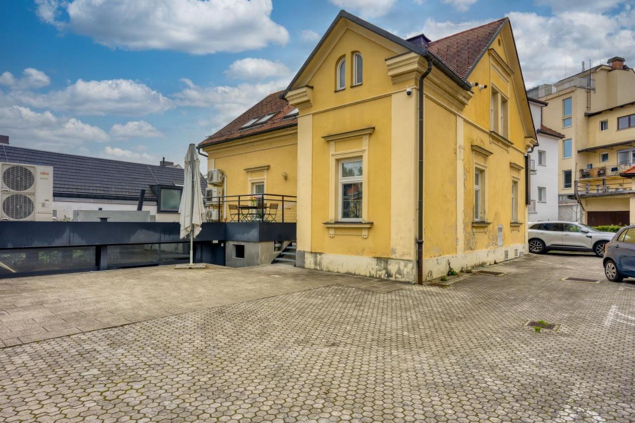 Apartments Jantar - Bed and Breakfast