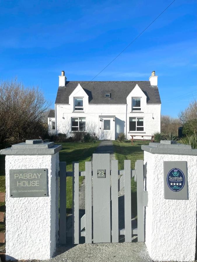 Pabbay House Self Catering - Bed and Breakfast Back