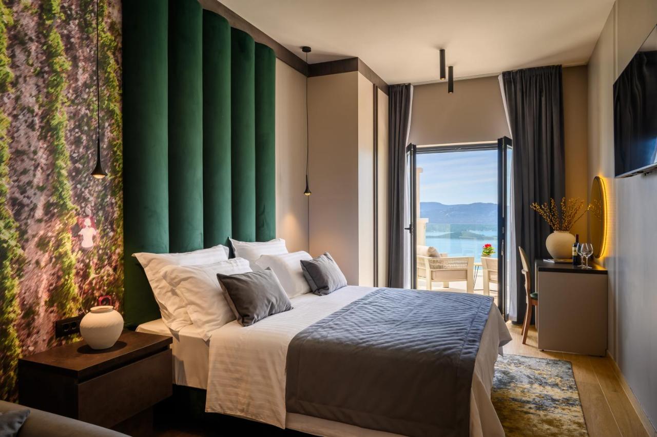 Deluxe Double Room with Sea View
