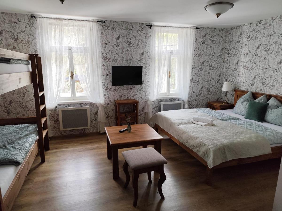 Penzion U Křížku - Chambres d’hôtes