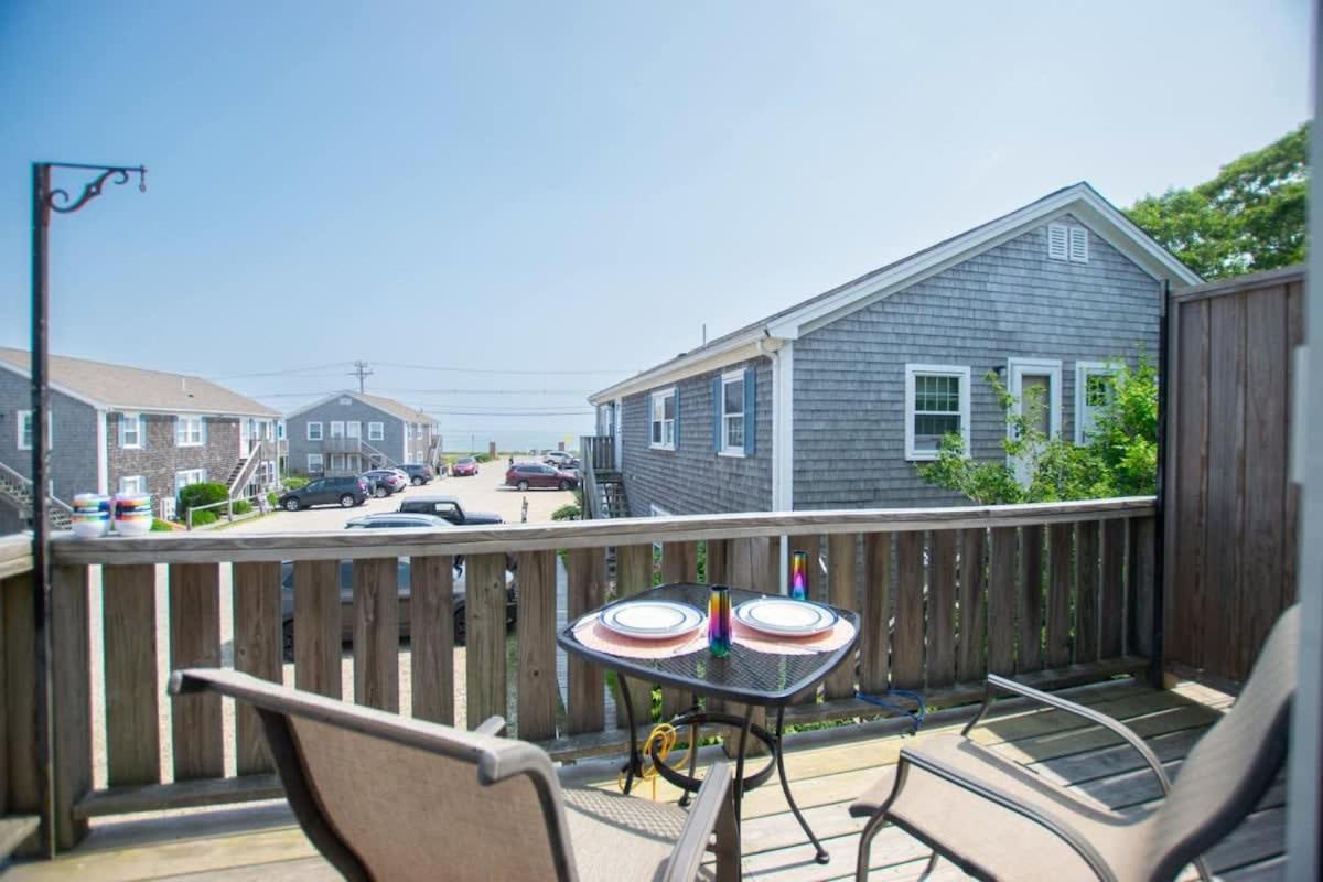 B&B Provincetown - East End Condo Across from Assoc Beach - Bed and Breakfast Provincetown