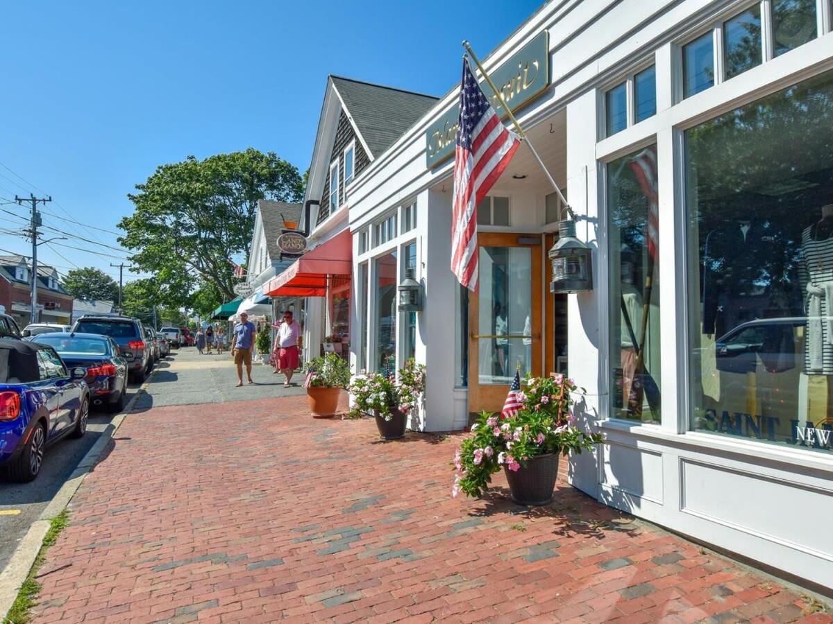 Lovely Home Near Bike Path Dog Welcome! - Chambres d’hôtes Chatham