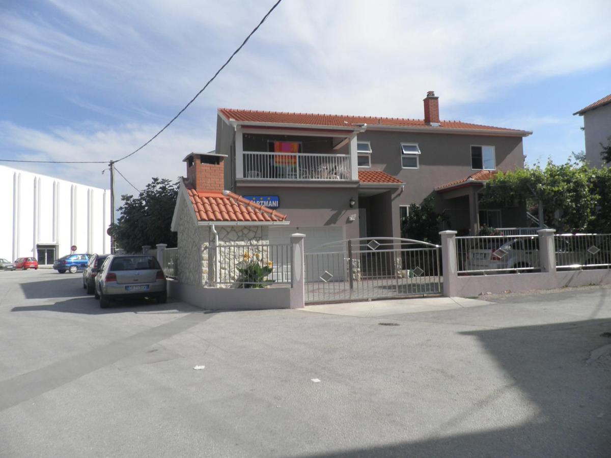 Apartments Strkalj Bibinje - B&B