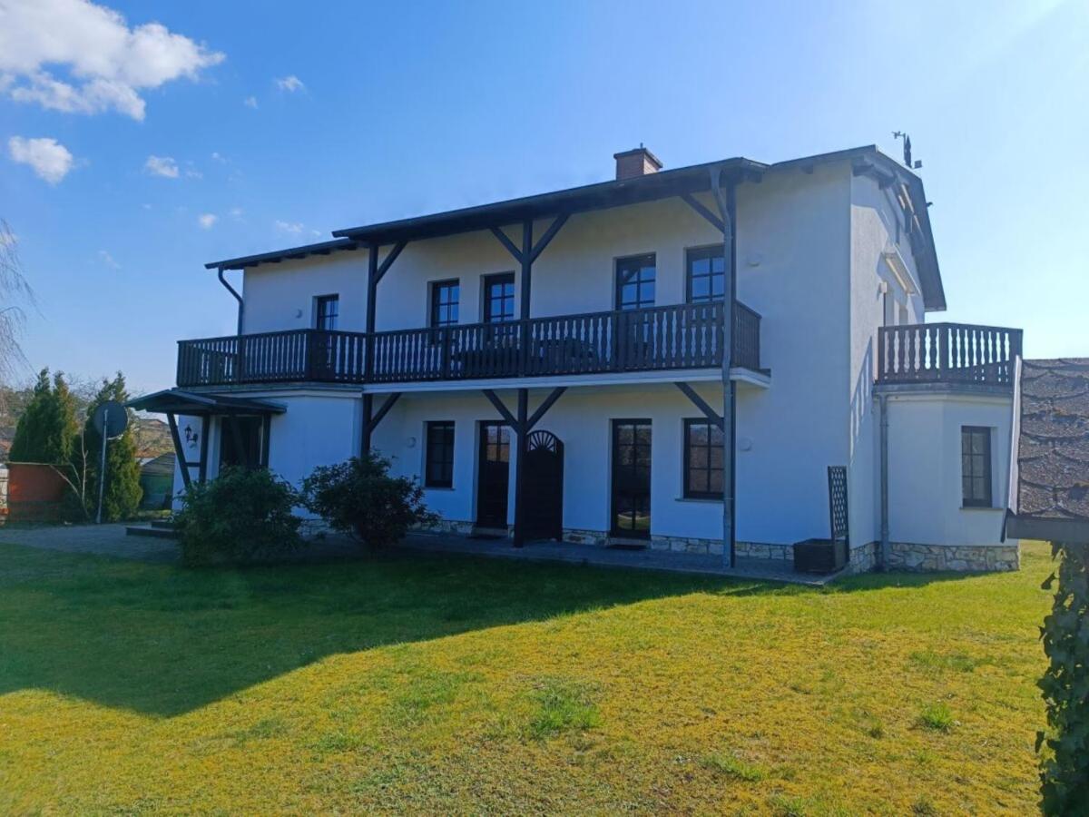Gästehaus SeeZeit - B&B