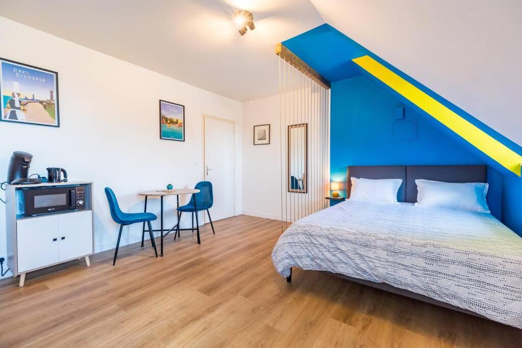 Havre Bleu studio plein coeur de Guingamp - B&B