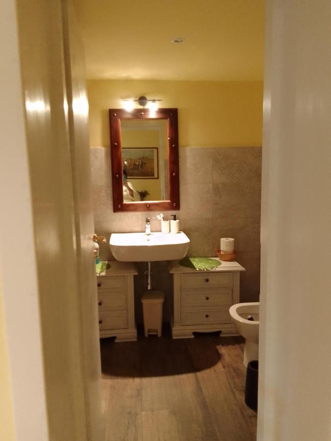 Doppelzimmer mit eigenem externen Bad