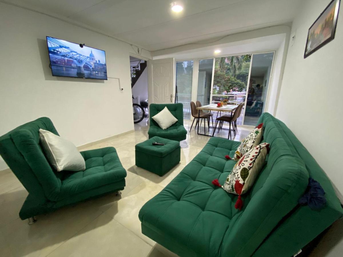 Amplio y moderno apartamento - B&B