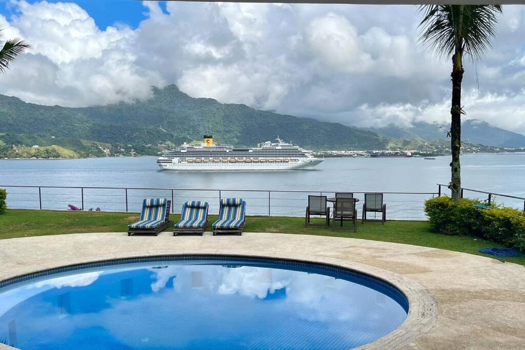 Casa inteira com vista para o Mar a 80 Mt da Praia - Ferienwohnung Ilhabela