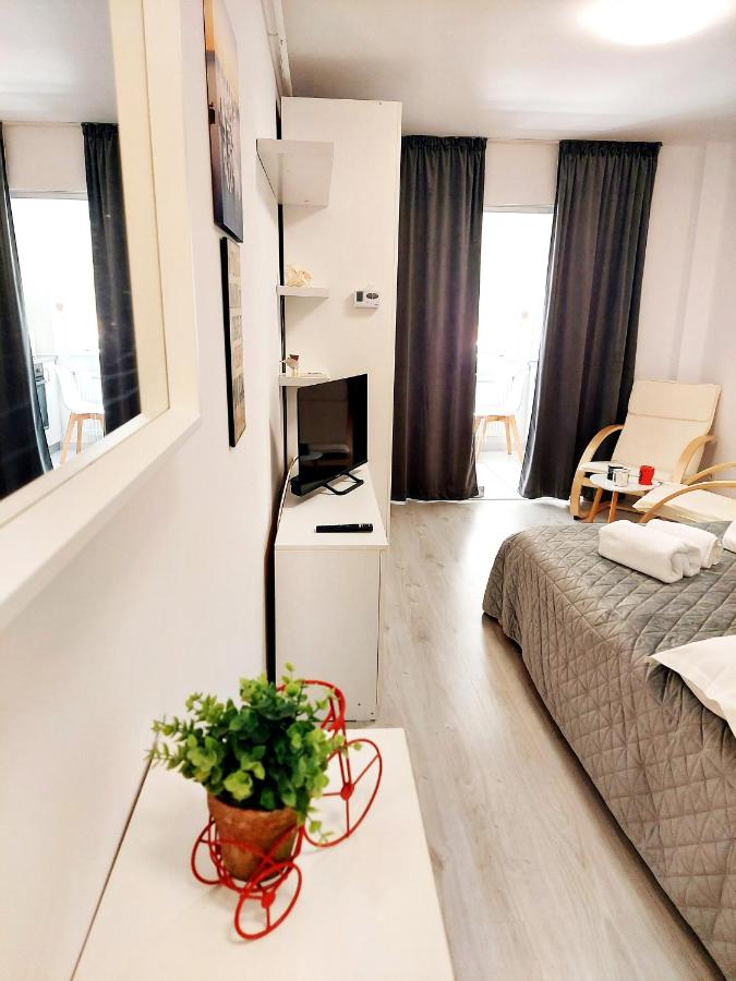 B&B Boekarest - PALADIS Studio - Free Parking - Bed and Breakfast Boekarest