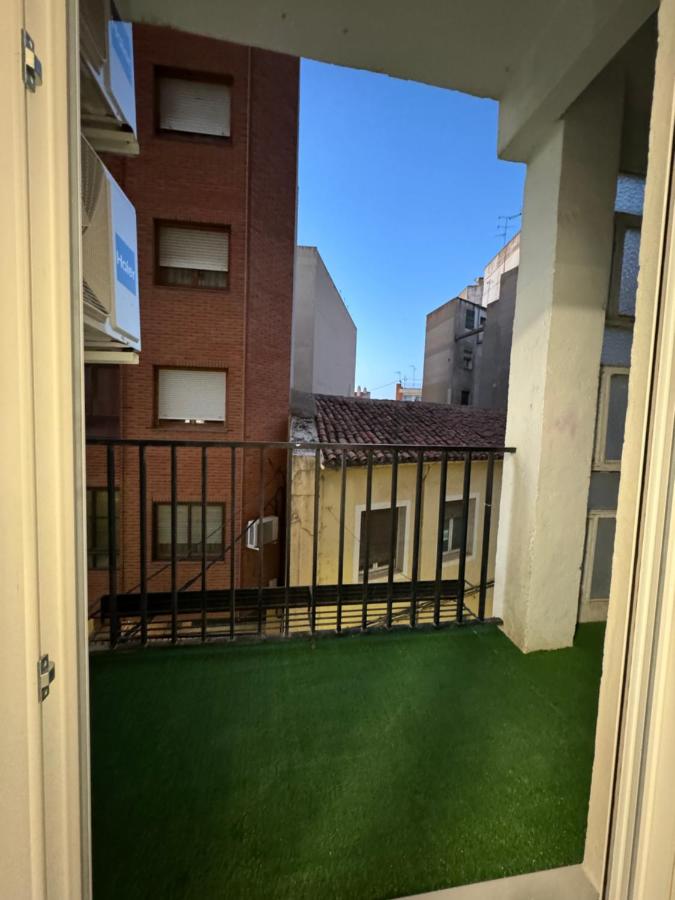 Apartamento África en centro moderno con balcón - B&B