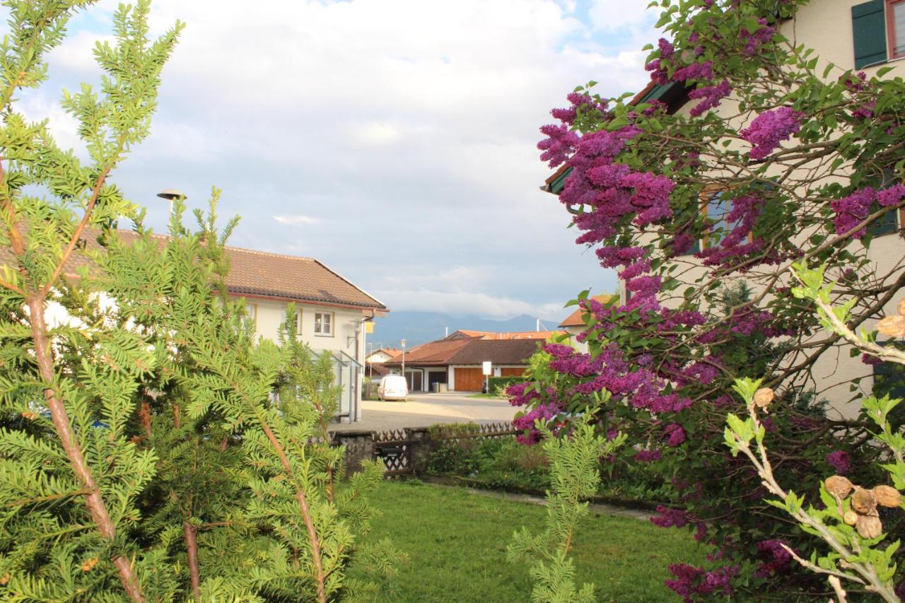 Ferienhaus mit Garten für bis zu 6 Personen - Chambres d’hôtes Rosenheim