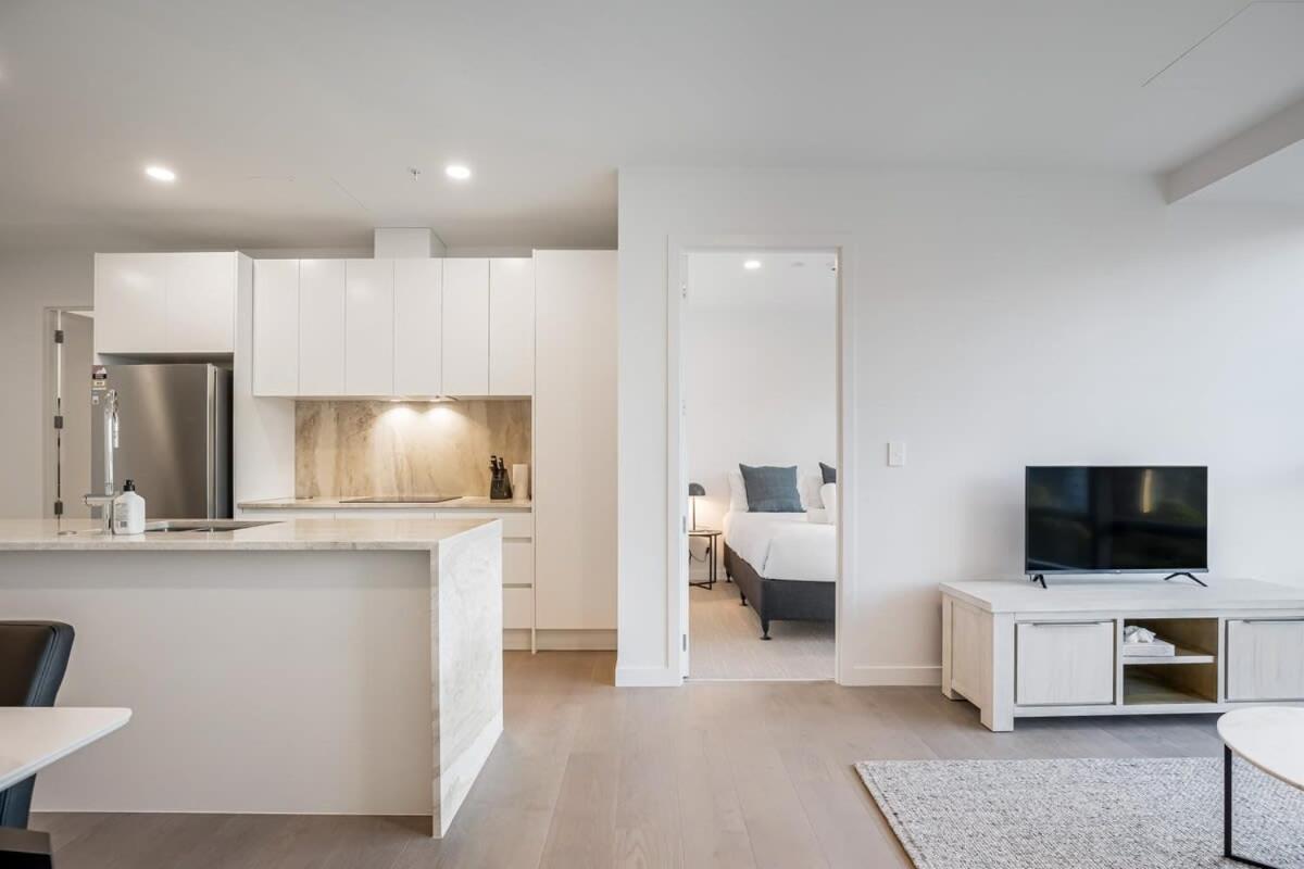 Modern Bright Central Apartment by Zodiak Stays - B&B Auckland