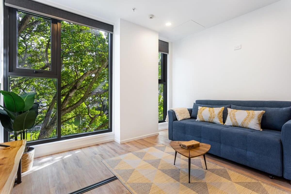 Sunny 1BR Retreat in Heart of CBD by Zodiak Stays - B&B Auckland