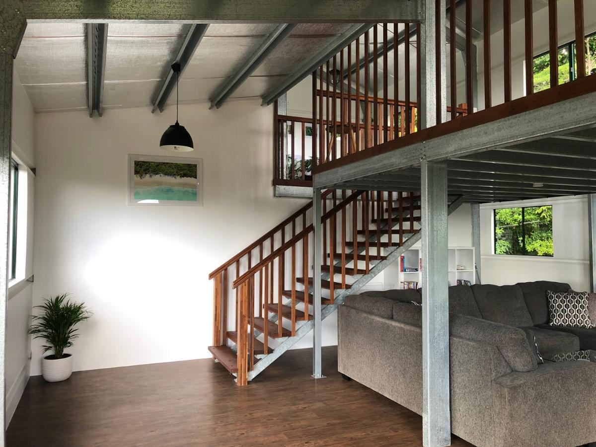 Daintree - House with a view - B&B