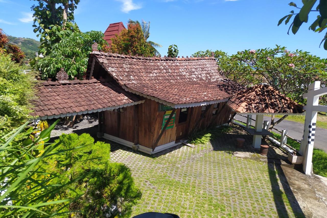 Villa mit Gartenblick