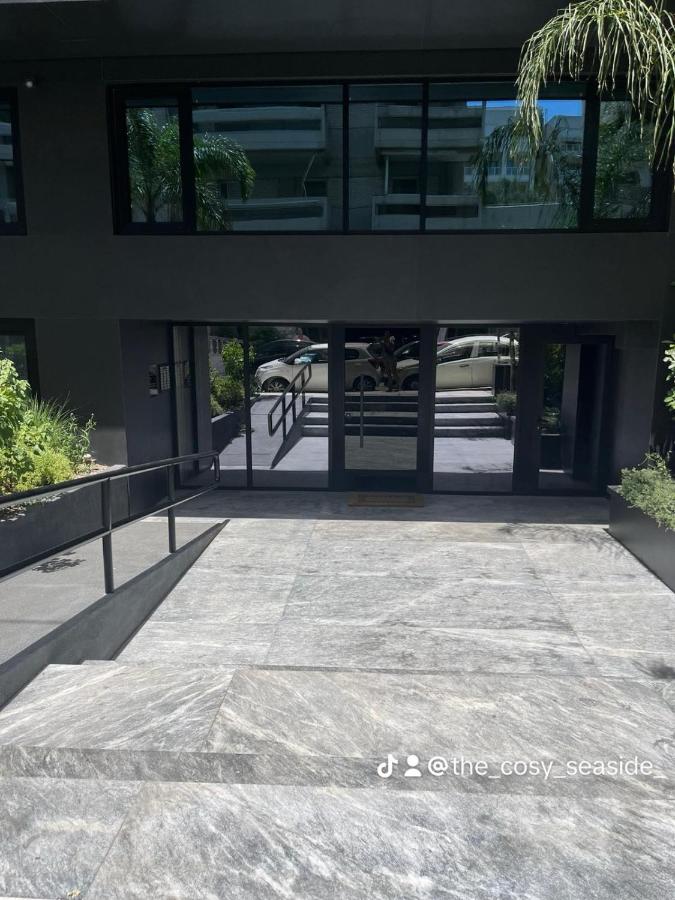 The Cosy luxurious Seaside Apartment - B&B Atenas