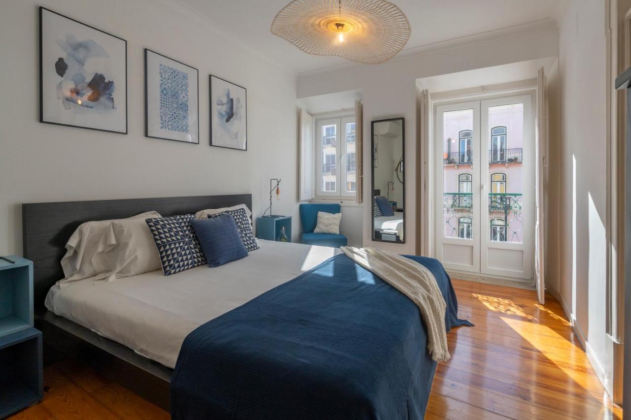 Apartment with Standing Balcony - Third Floor