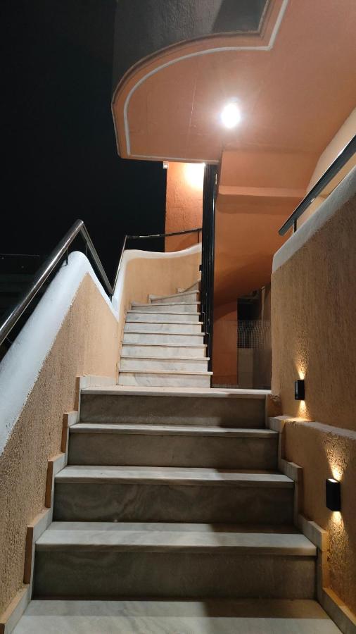 Royal Artemis beach, Athens, Airport - B&B Artémida