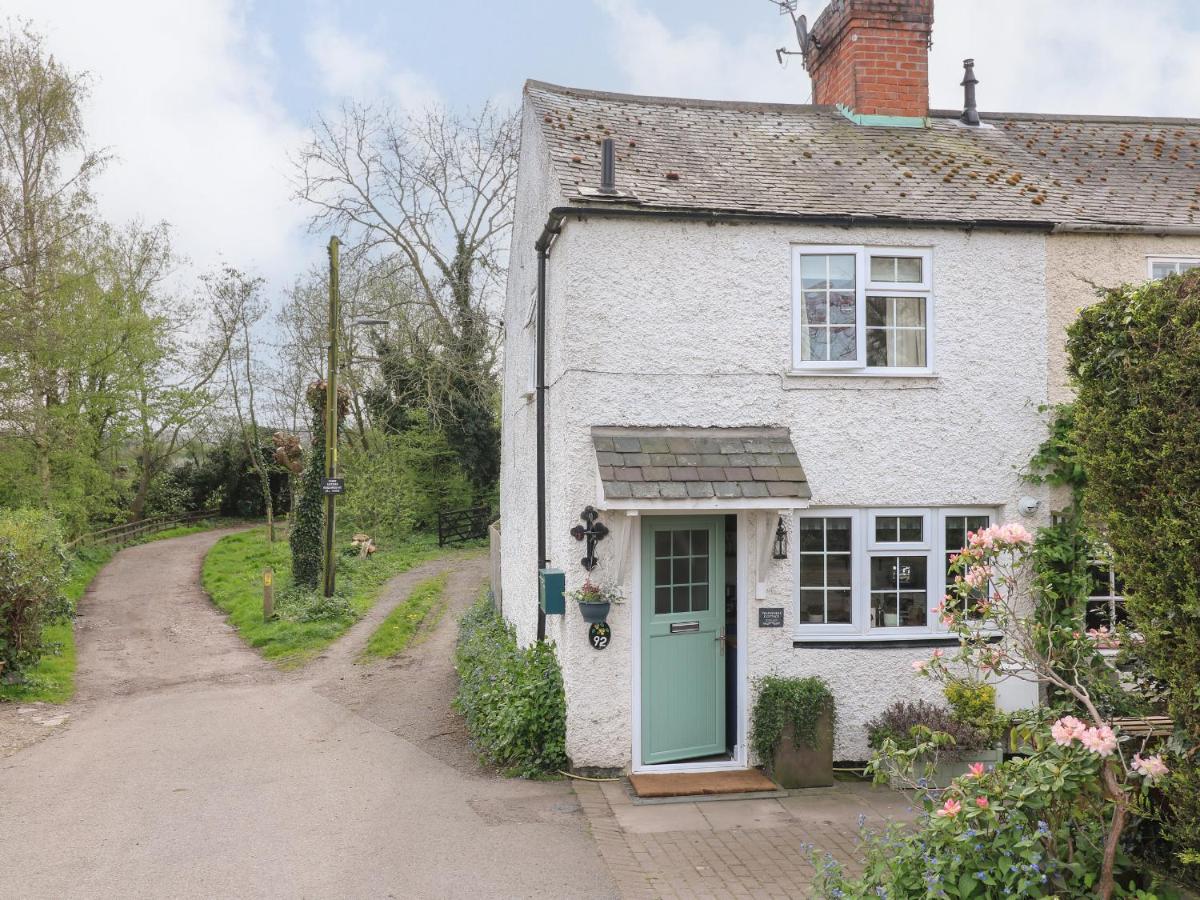 B&B Loughborough - Periwinkle Cottage - Bed and Breakfast Loughborough