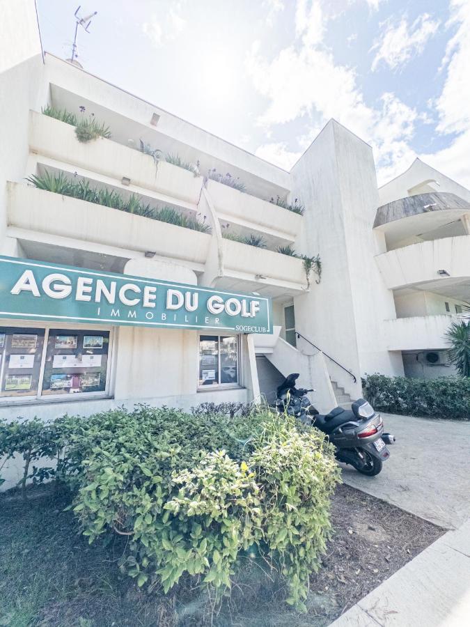 Horizon Piscine, Clim WIFI Parking Cosy 3min de l'étang top prosConciergerie - B&B