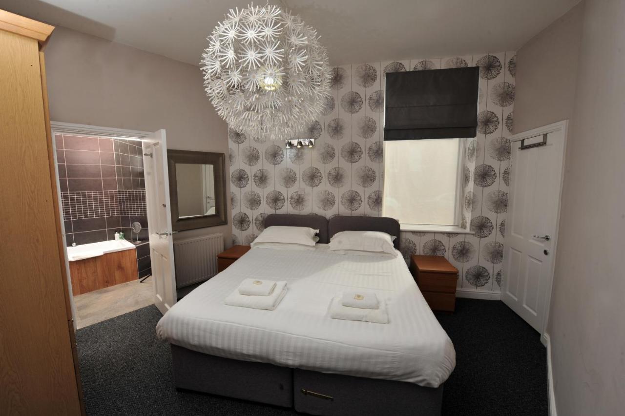Harrogate Holiday Apartments - Strawberry One - Private Parking - Chambres d’hôtes