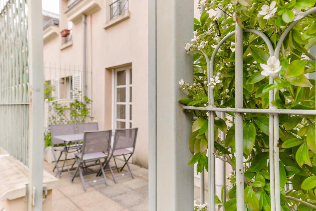 EXIGEHOME-Maison avec terrasse privée - Bed and Breakfast