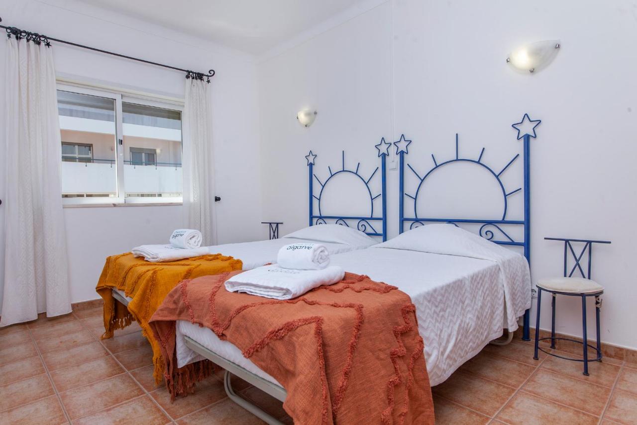 Twin Room with Shared Bathroom
