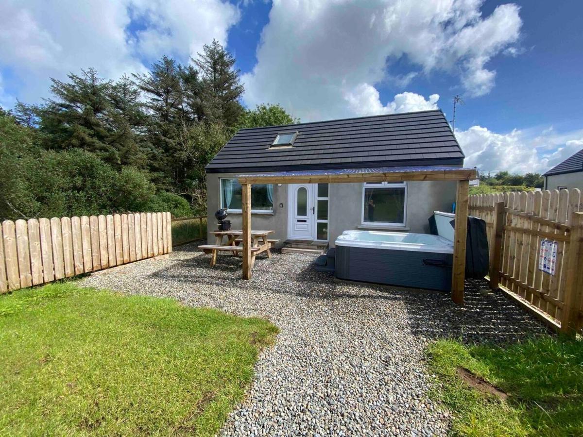 B&B Ballynameen - Forest View Cottage - Private Hot Tub - Bed and Breakfast Ballynameen
