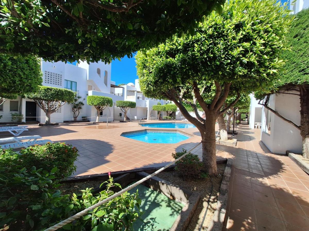 Torrelaguna Atico - WiFi, terraza & piscina comunitaria - Chambres d'hôtes Vera