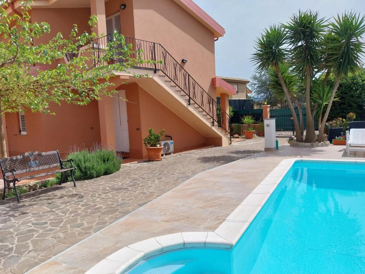 Casa Da Dina - Bed and Breakfast