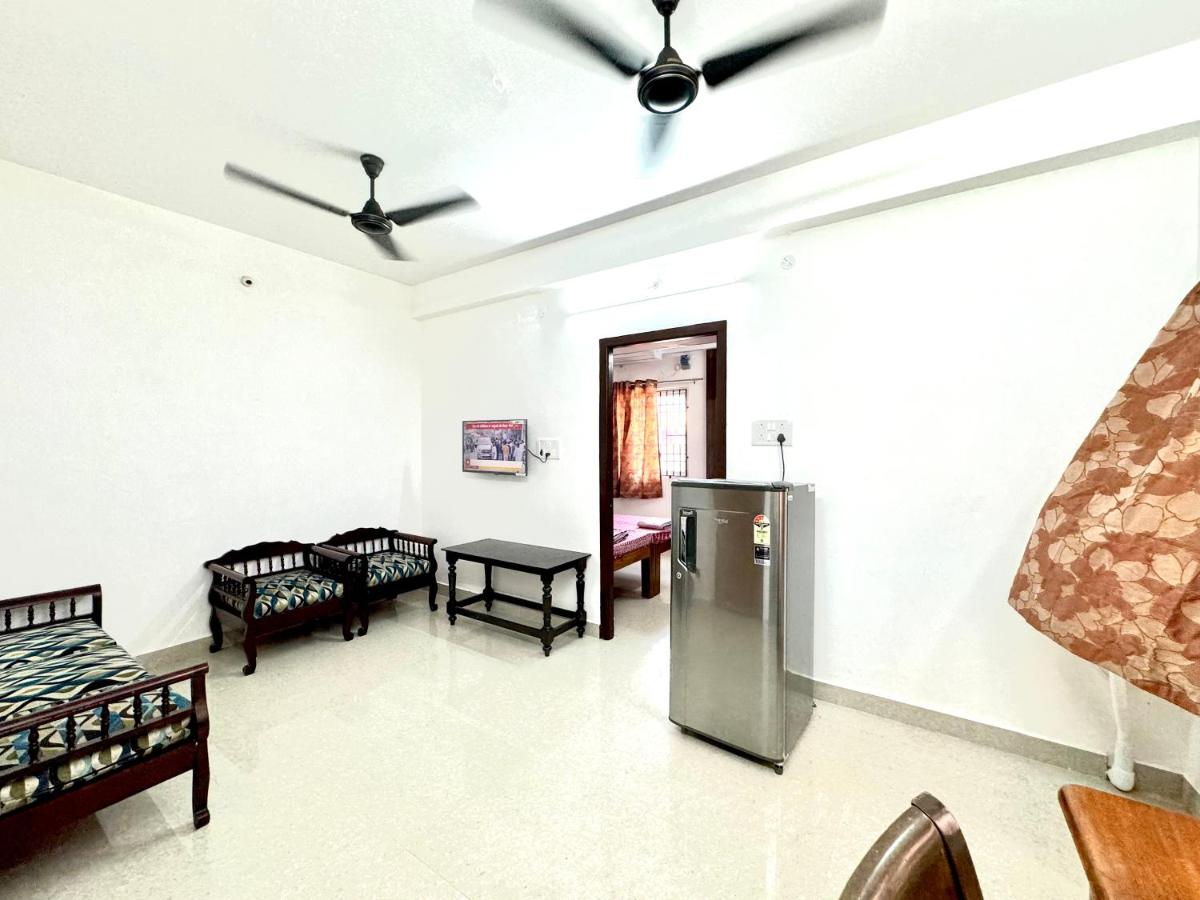 B&B Chennai - Sishya Service Apartment- 1bhk with kitchen omr, Thoraipakkam, chennai - Bed and Breakfast Chennai