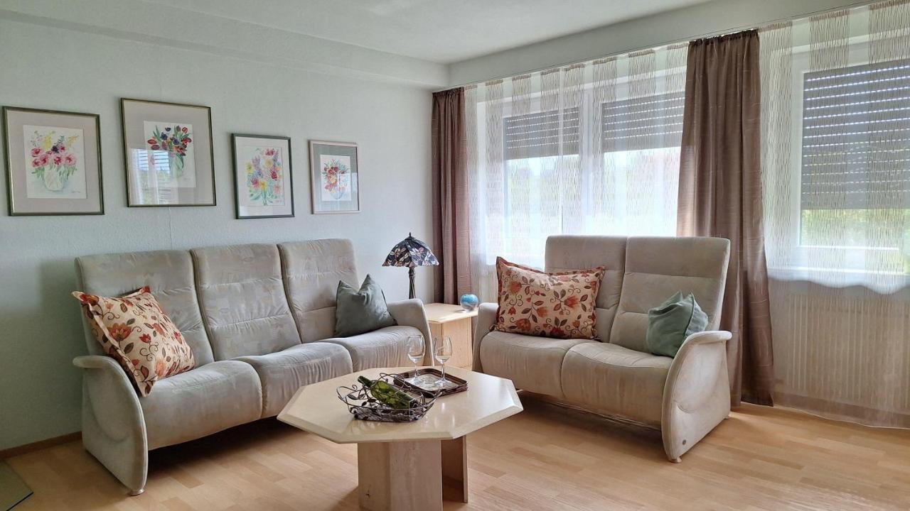 Odenwald Ferienwohnung - Infrarot-Sauna-Parkplatz-Waschmaschine-WLAN - B&B
