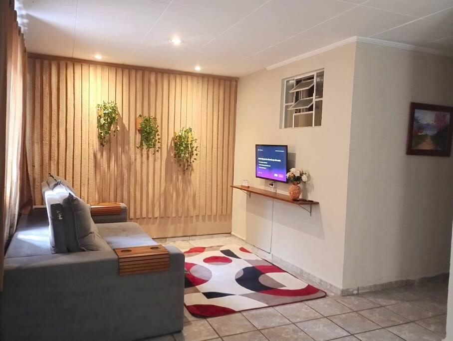 Casa com churrasqueira e piscina - B&B