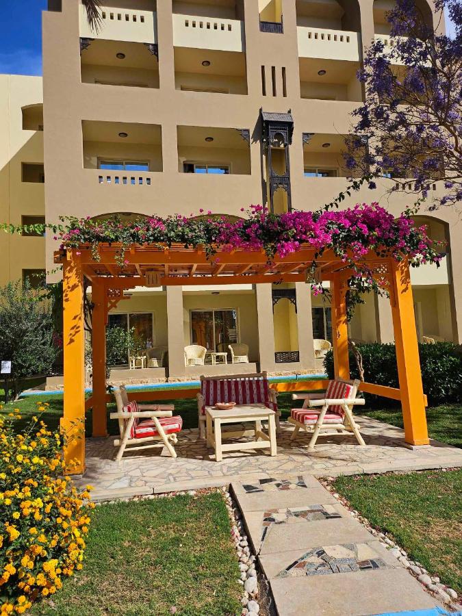 B&B Hurghada - Comfortable studio in hotel 4 stars with private beach for non-egyptians only - Bed and Breakfast Hurghada