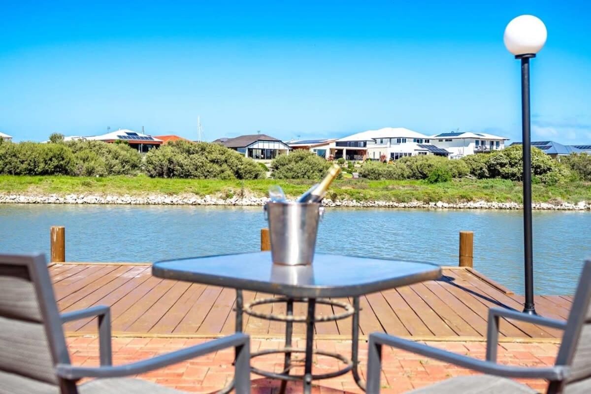 71 Blanche Pde Hindmarsh Island - No Linen Included - Ferienwohnung