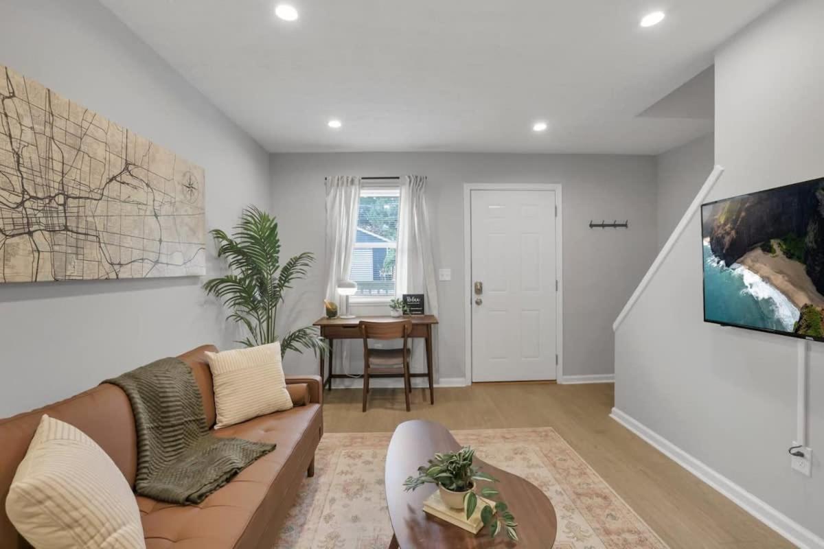 The Schumacher Place - NEW 2 BR - Ferienwohnung Columbus