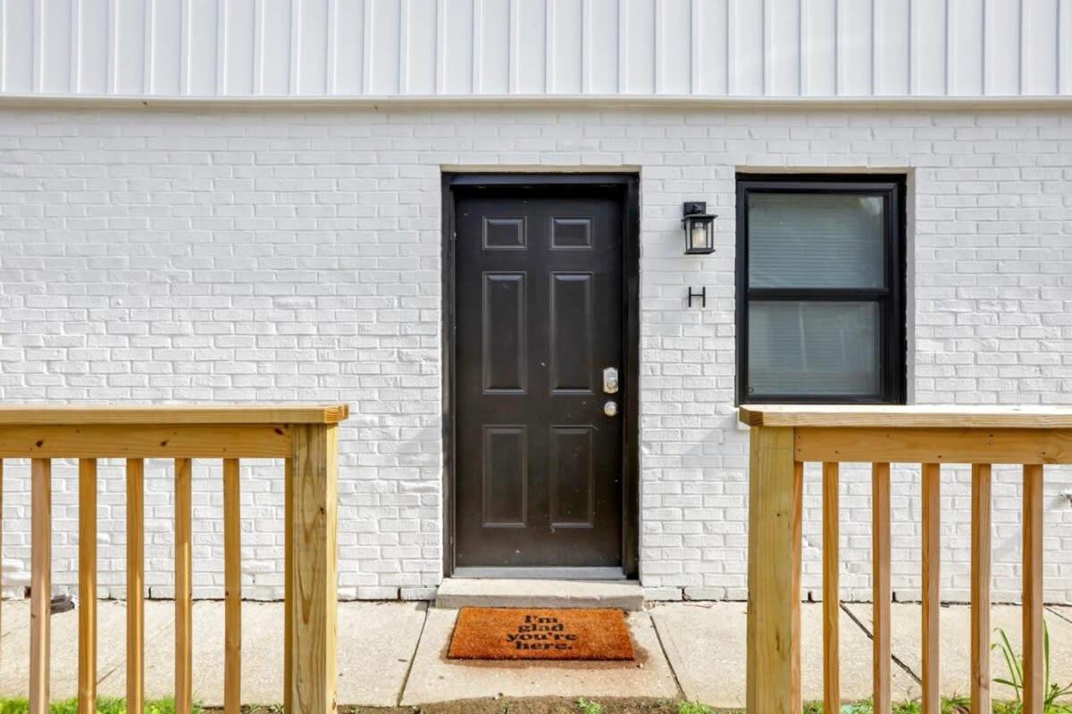 The Schumacher Place - NEW 2 BR - Ferienwohnung Columbus