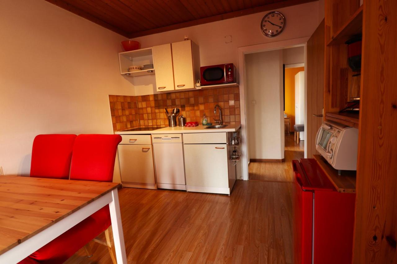 Appartamento con 2 Camere da Letto e Balcone