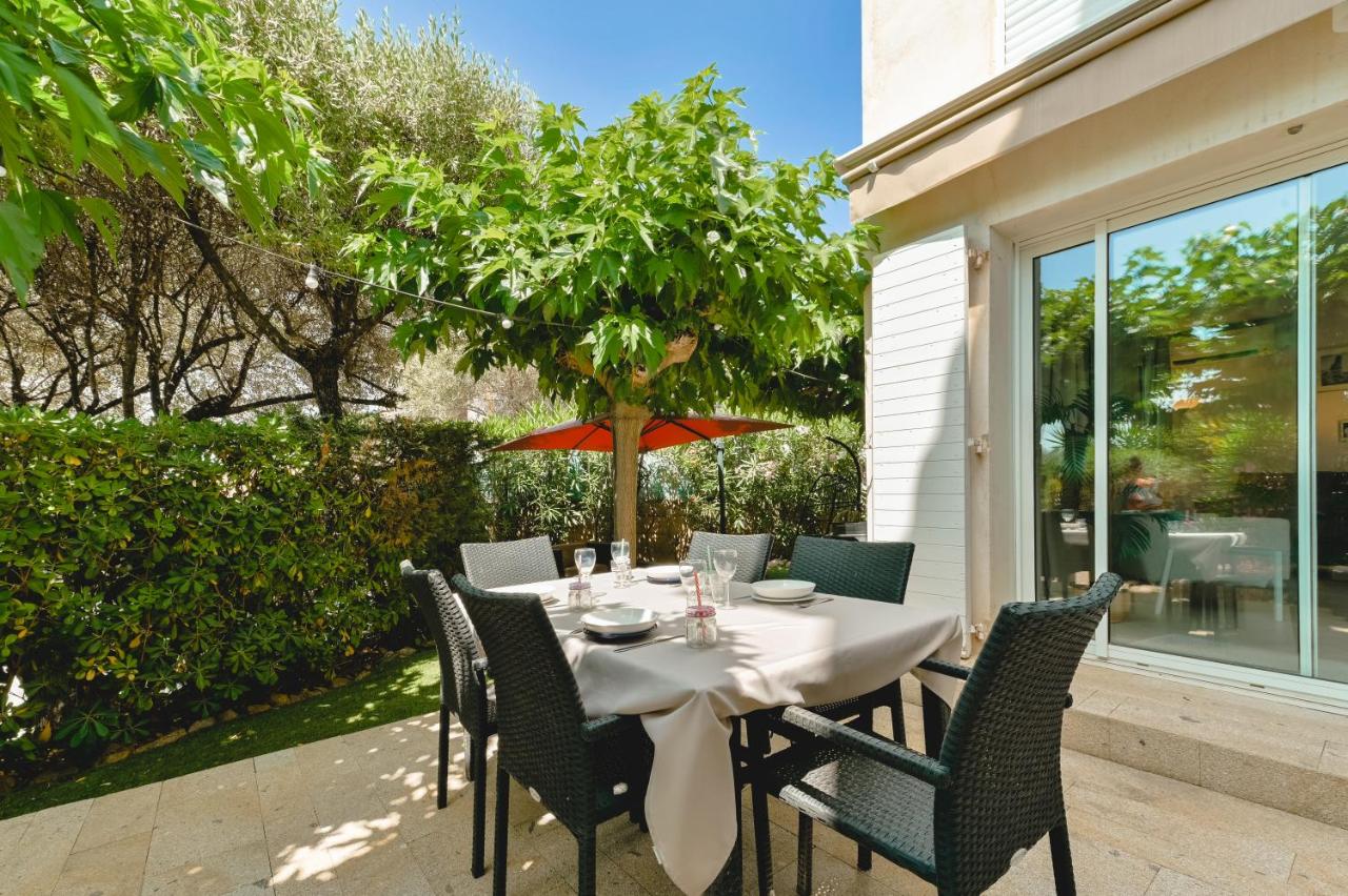 Charmant Appartement - Jardinet Privé - 5 minutes des plages Sanguinaires - Ajaccio - B&B Ajaccio