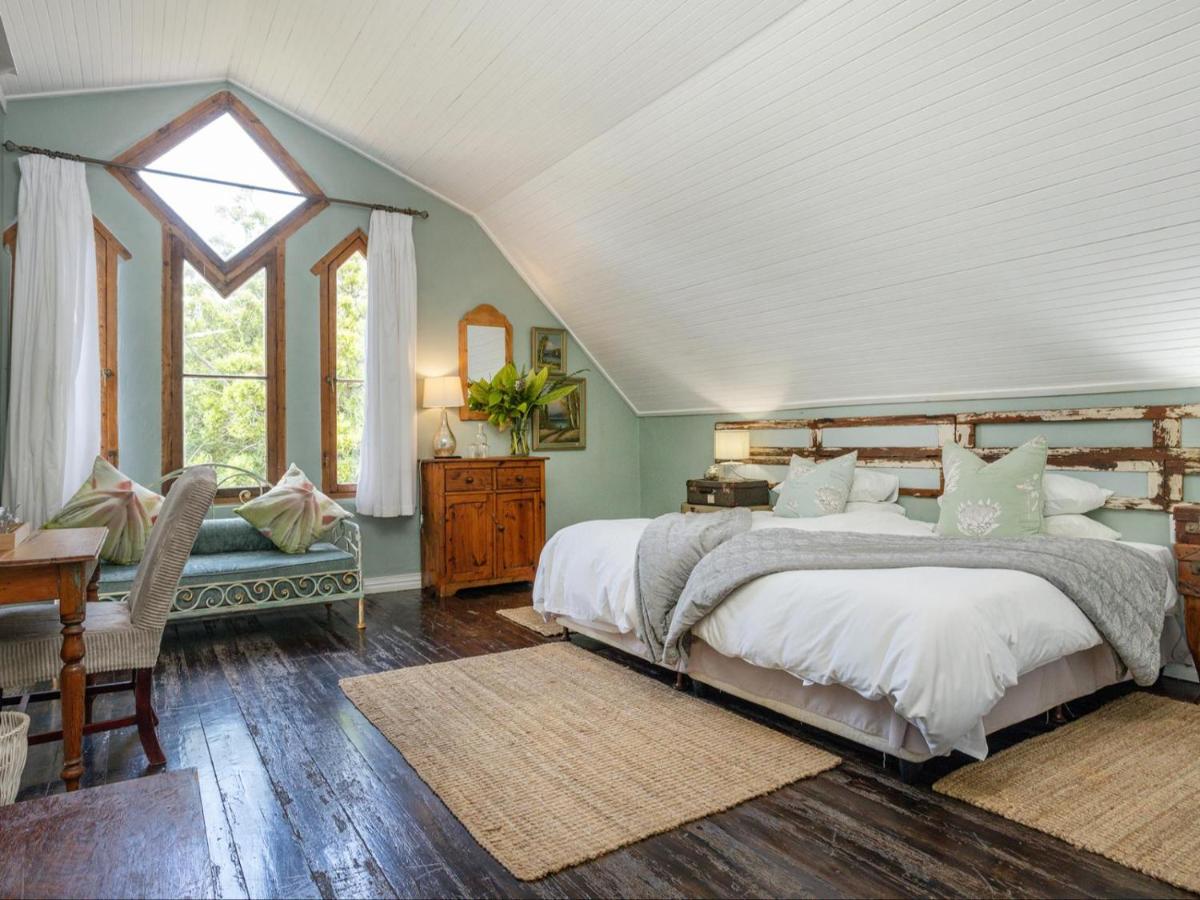 Deluxe Double Room with Shower