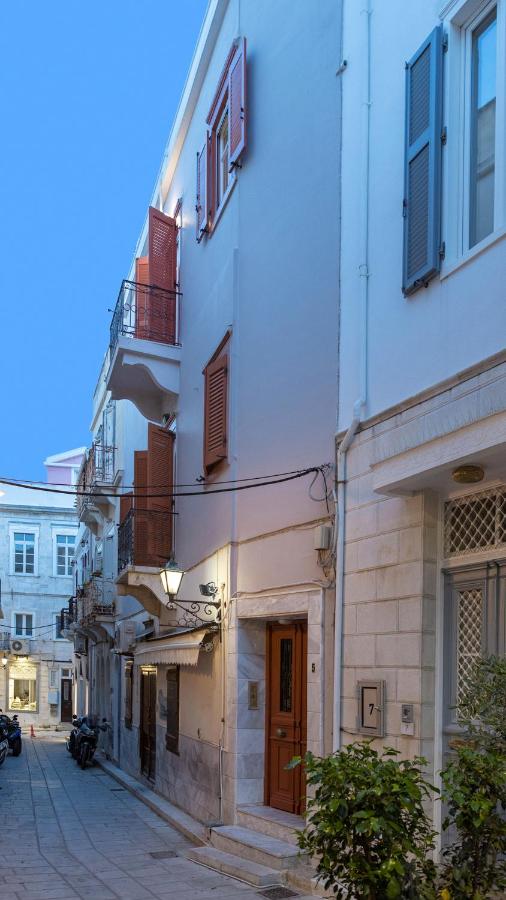 Mimoza Ermoupolis Family Home - B&B